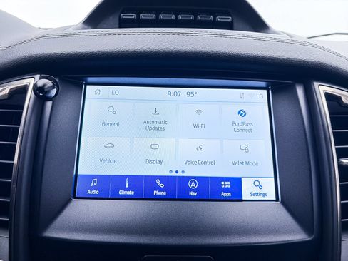 Used 2021 Ford Ranger Lariat AWD/4WD image 10