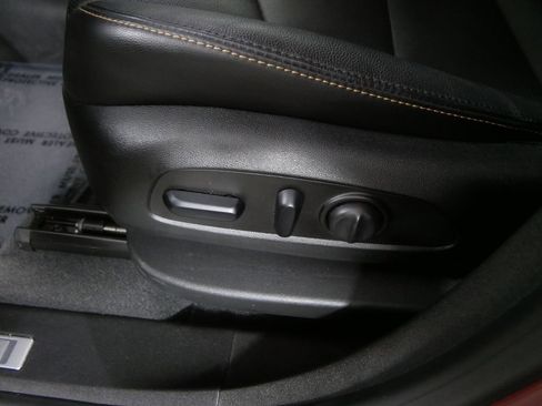 Used 2019 Chevrolet Equinox Premier AWD/4WD image 18