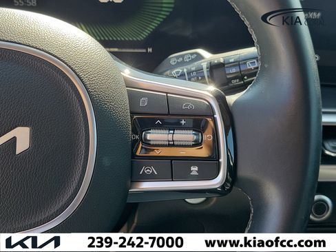 Certified 2024 Kia Sorento EX w/ Panoramic Sunroof Package FWD image 26