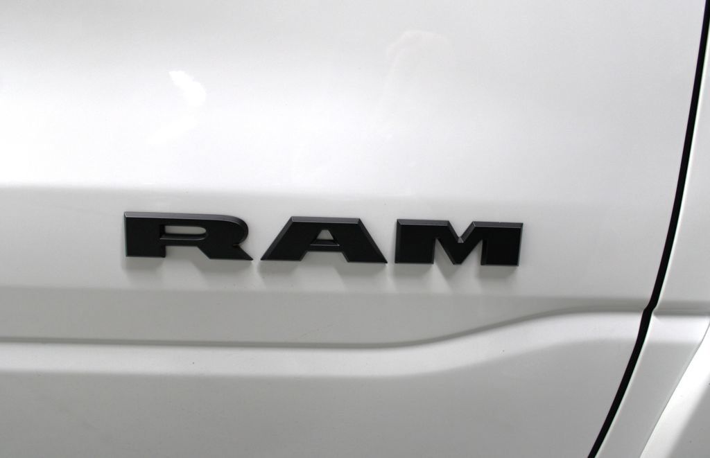 New 2026 RAM 1500 Big Horn w/ Night Edition AWD/4WD image 38
