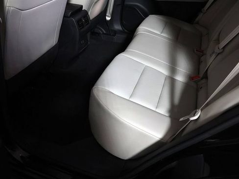Used 2023 Nissan Rogue SV w/ SV Premium B Package FWD image 25