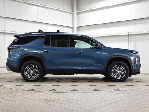 New 2026 Chevrolet Traverse LT w/ Driver Confidence Package FWD image 9