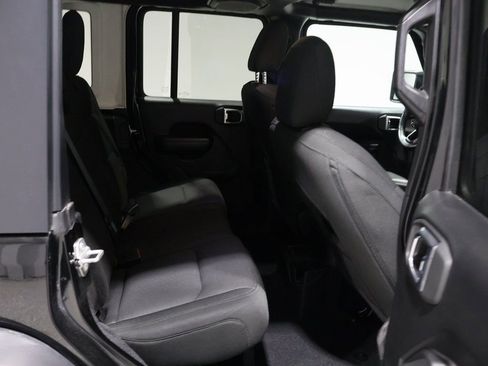 Used 2021 Jeep Wrangler Unlimited Sport image 20