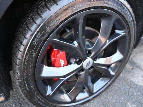 Used 2024 Dodge Hornet R/T Plus image 11