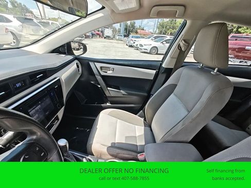 Used 2017 Toyota Corolla LE FWD image 10