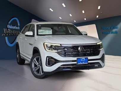 New 2024 Volkswagen Atlas Cross Sport SEL R-Line