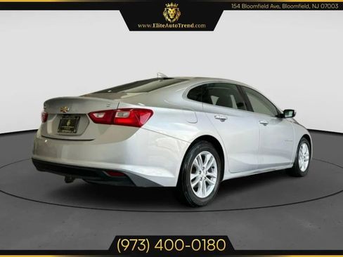 Used 2017 Chevrolet Malibu LT image 6