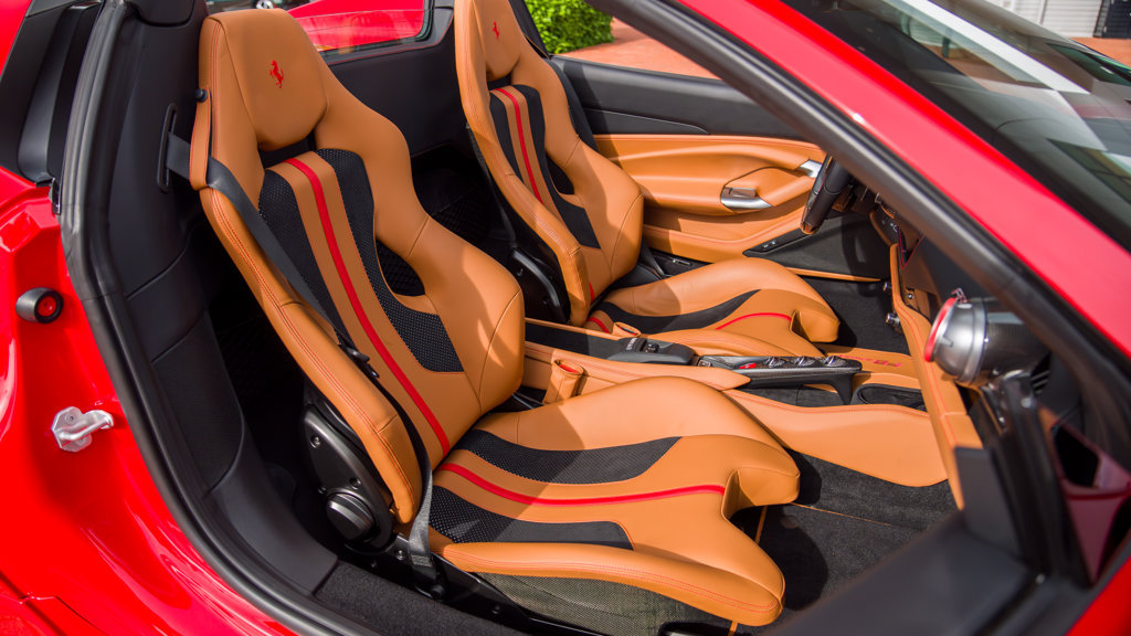 Certified 2023 Ferrari F8 Tributo RWD image 30