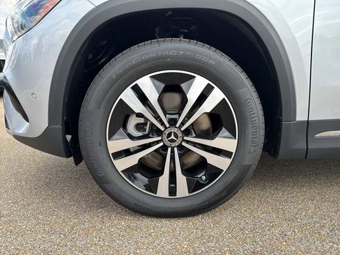 New 2026 Mercedes-Benz GLA 250 4MATIC image 12