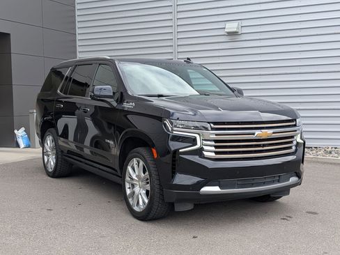 Used 2021 Chevrolet Tahoe High Country image 3