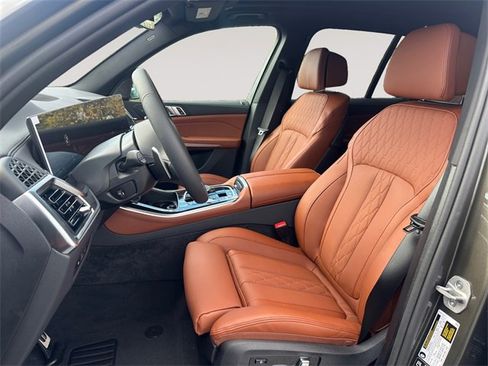 New 2026 BMW X5 xDrive40i w/ M Sport Package image 9