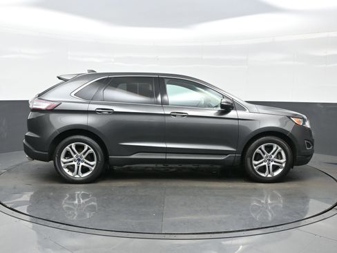 Used 2015 Ford Edge Titanium w/ Equipment Group 301A image 7