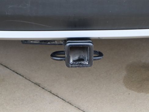 Used 2022 Ford Explorer XLT w/ Equipment Group 202A image 31