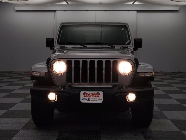 Used 2021 Jeep Wrangler Unlimited Sahara AWD/4WD image 5