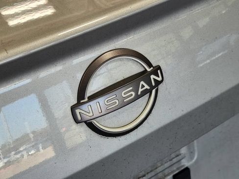 Used 2024 Nissan Altima 2.5 S FWD image 9