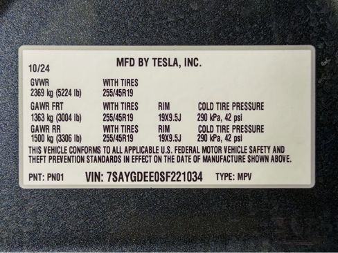 Used 2025 Tesla Model Y Long Range image 27