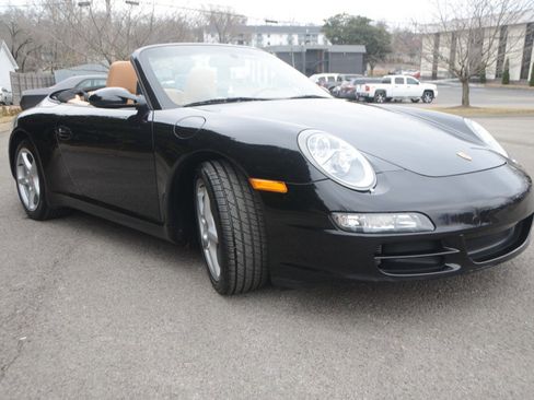 Used 2005 Porsche 911 Carrera image 9