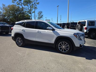 Used 2024 GMC Terrain SLT
