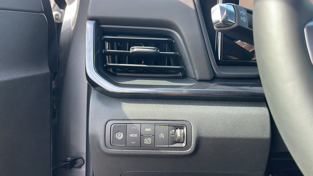 New 2027 GMC Terrain AT4 w/ Convenience Package III AWD/4WD image 25