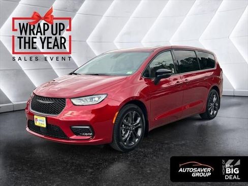 New 2026 Chrysler Pacifica Select image 17