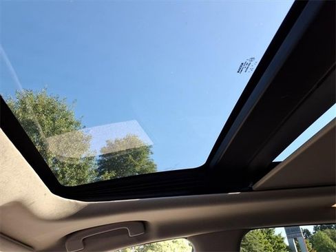 Certified 2024 Nissan Murano Platinum w/ Cargo Package image 17