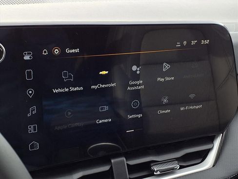 New 2026 Chevrolet Equinox LT w/ Convenience Package II image 17