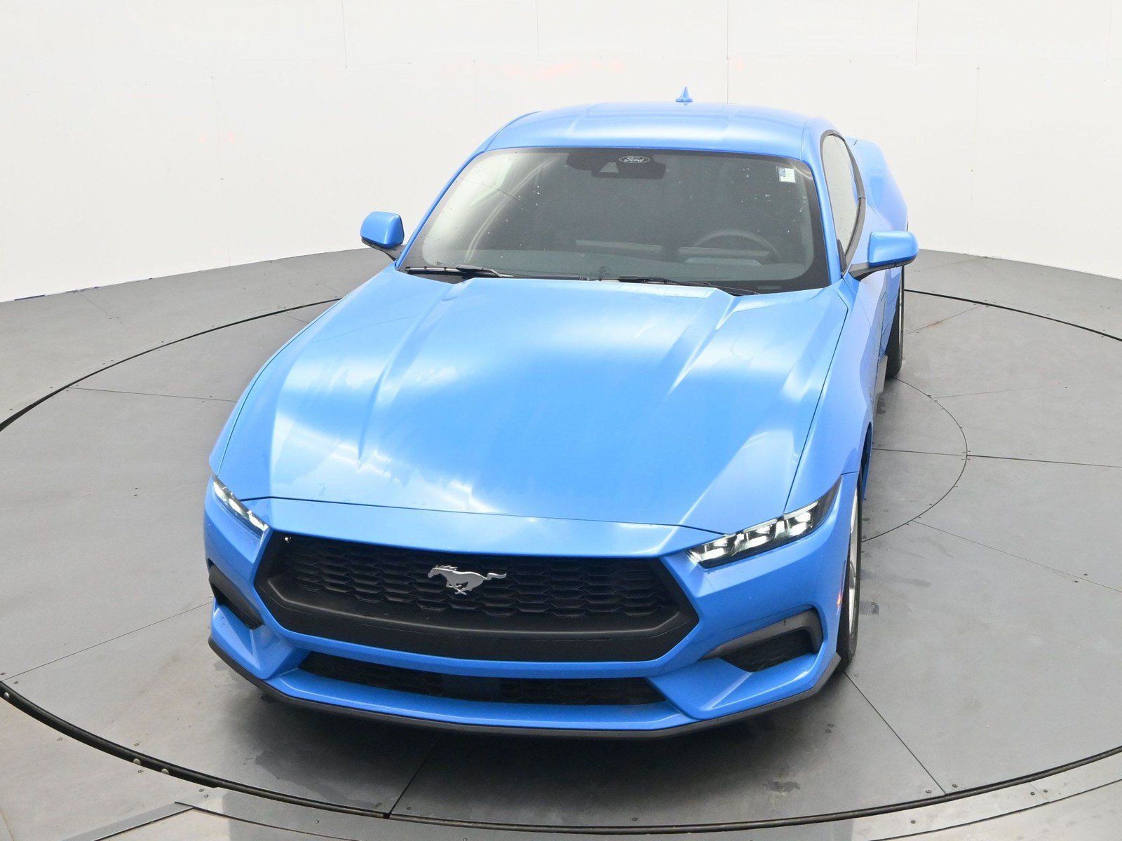 Used 2026 Ford Mustang Coupe RWD image 18