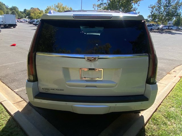 Used 2018 Cadillac Escalade Luxury w/ LPO, Radiant Package AWD/4WD image 32