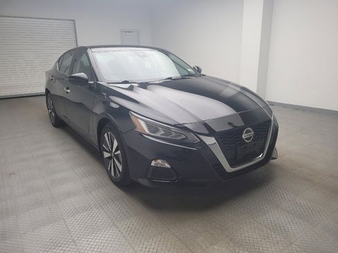 Used 2022 Nissan Altima 2.5 SV image 13