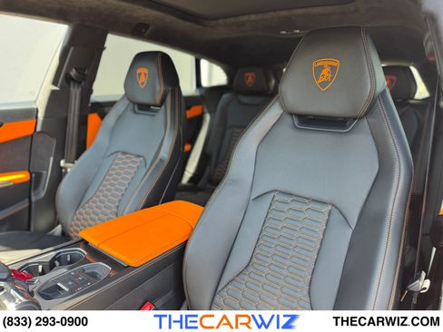 Used 2022 Lamborghini Urus image 20