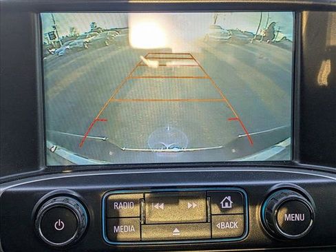 Used 2017 GMC Sierra 1500 SLE w/ SLE Value Package image 11