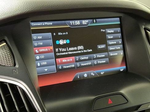 Used 2015 Ford Focus Titanium FWD image 18