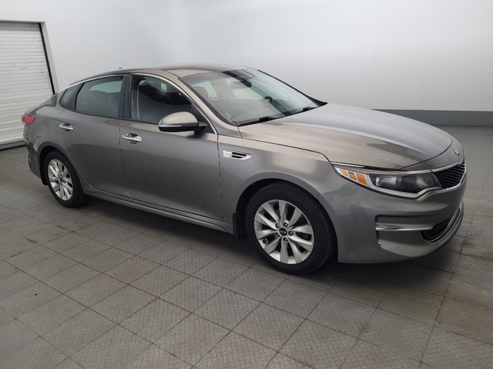 Used 2018 Kia Optima LX FWD image 11