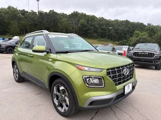 Used 2023 Hyundai Venue SEL w/ Cargo Package FWD 360° Tour