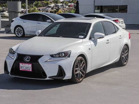 Used 2019 Lexus IS 300 RWD image 3