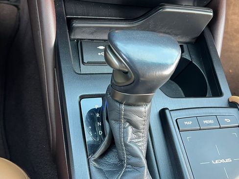 Used 2021 Lexus ES 350 w/ Premium Package image 23