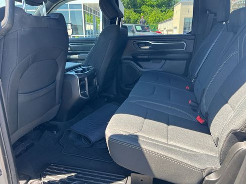 Used 2022 RAM 1500 Big Horn AWD/4WD image 11
