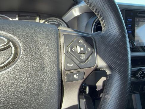 Used 2017 Toyota Tacoma SR5 image 24