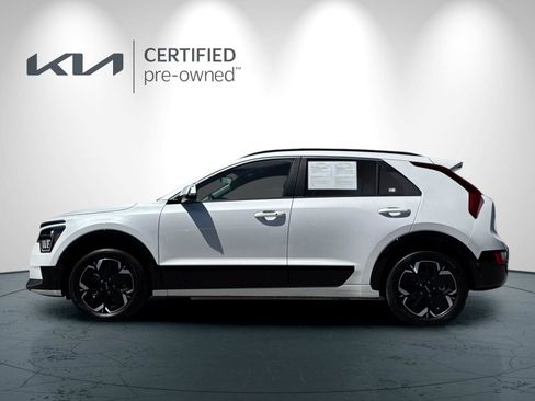 Certified 2023 Kia Niro Wind FWD image 7