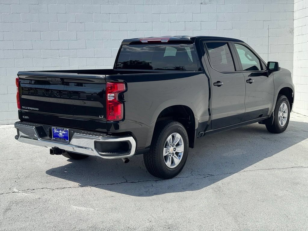 Used 2026 Chevrolet Silverado 1500 LT RWD image 12