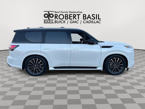 Used 2026 INFINITI QX80 Autograph w/ Autograph Exterior Package AWD/4WD image 9