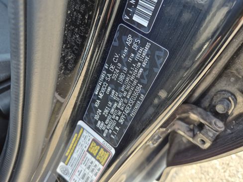 Used 2025 Kia K4 LXS image 23