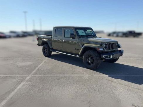 New 2026 Jeep Gladiator Sport image 16