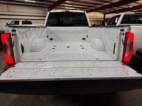 Used 2023 Ford F350 XL AWD/4WD image 46