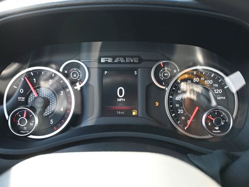 New 2026 RAM 2500 Tradesman w/ Chrome Appearance Group image 10