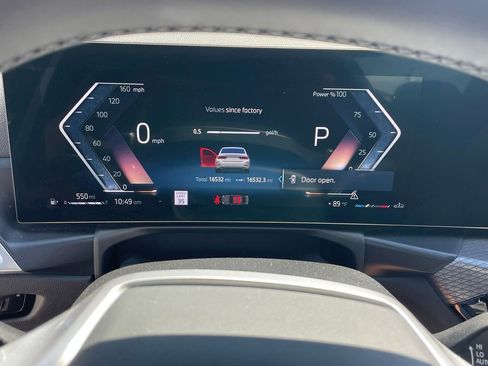 Used 2025 BMW 330i xDrive Sedan image 10