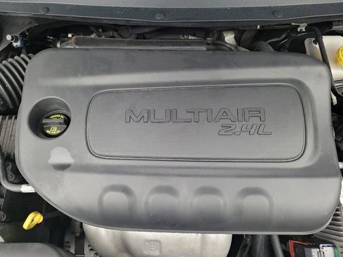 Used 2019 Jeep Cherokee Latitude Plus image 30