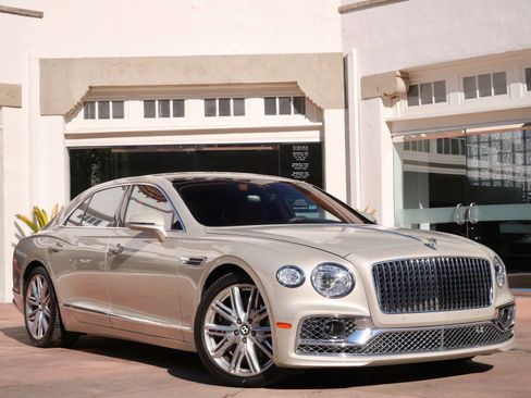 Used 2020 Bentley Flying Spur W12 w/ First Edition Specification image 1