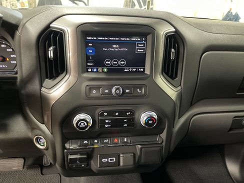Used 2024 GMC Sierra 1500 Pro w/ Pro Value Package AWD/4WD image 19