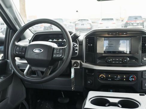 Used 2023 Ford F150 XLT image 36
